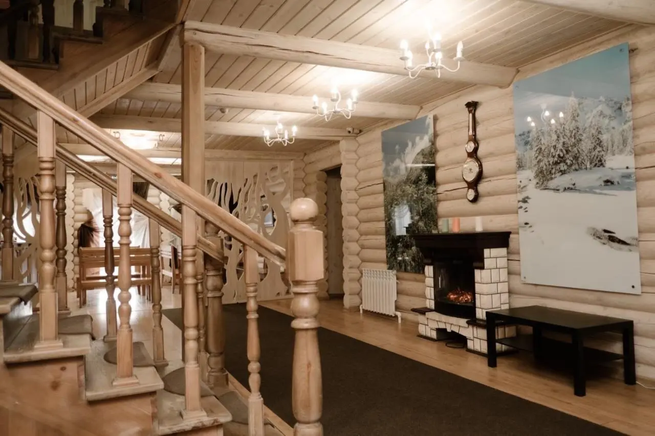 Новоабзаково: Inn Chalet Polyana