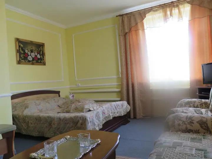 Алексеевка: Postoyaliy dvor