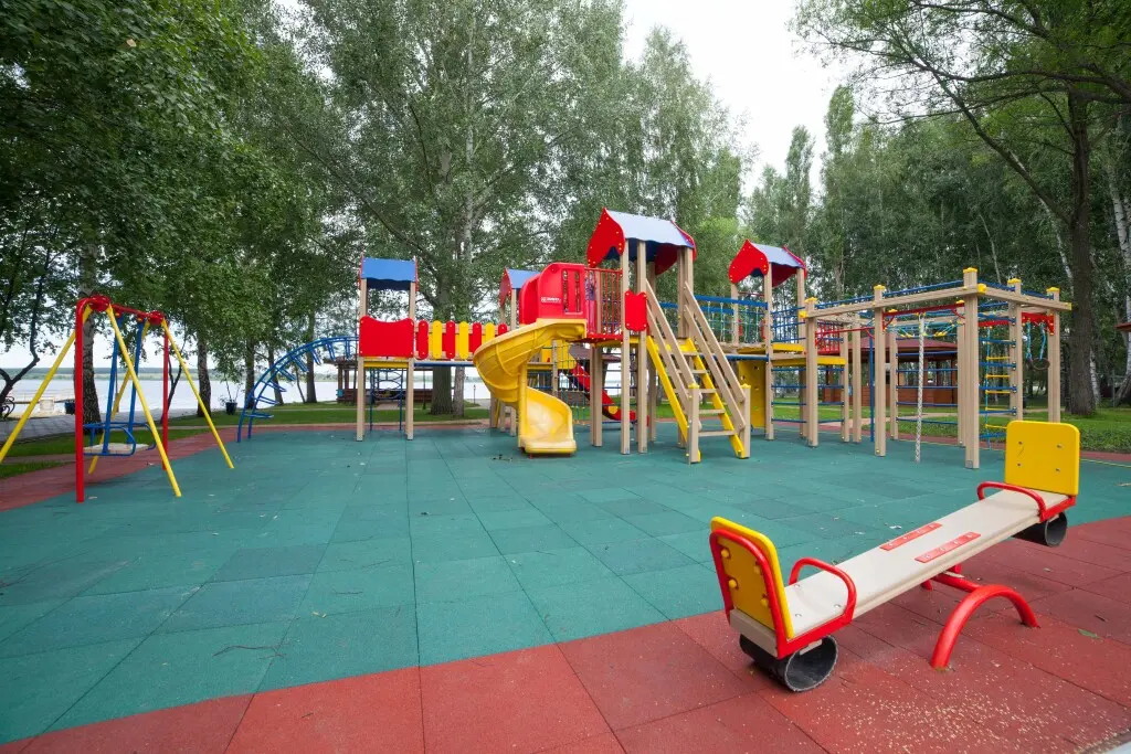 Старый Оскол: База Отдыха Улыбка