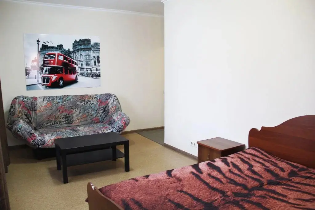 Кемерово: Apartamentyi Lenina 38