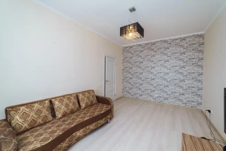 Кемерово: Home Hotel (Хоум Отель) на Притомском 7 корпус 5