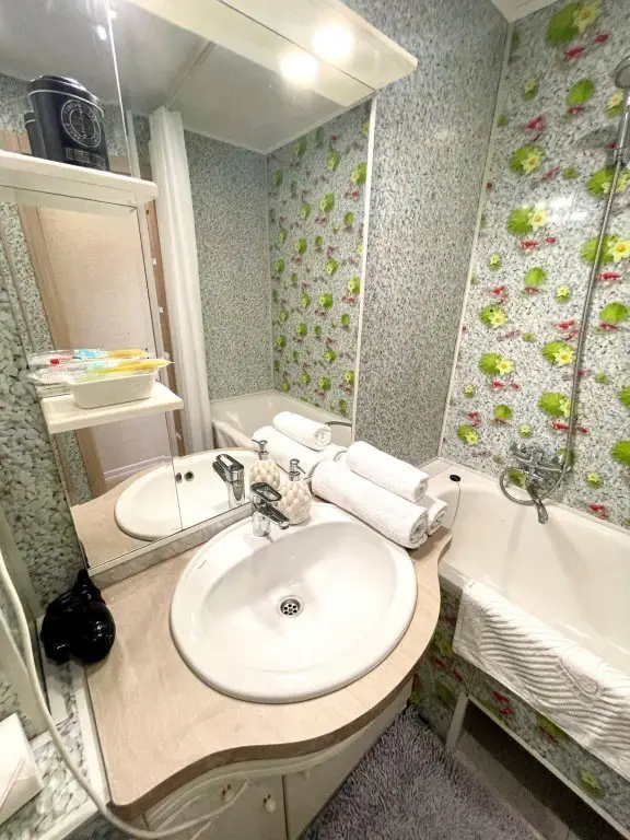 Кемерово: Home Hotel (Хоум Отель) на Красной 12