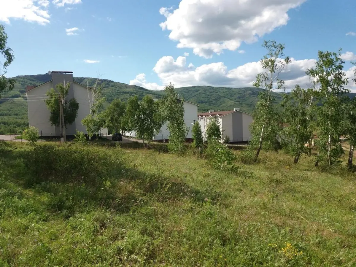 Зеленая Поляна: Квартира студия на Банном