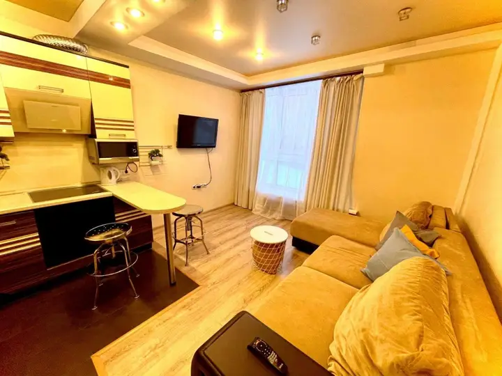 Кемерово: Home Hotel (Хоум Отель) на Сибиряков-Гвардейцев
