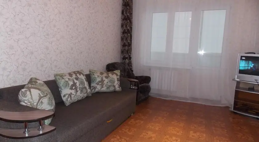 Иркутск: Apartment Baykalskaya