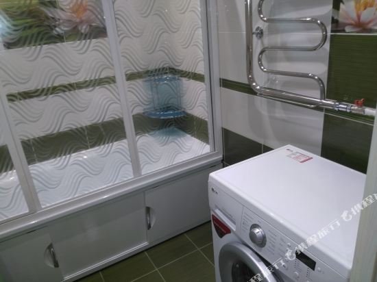 Иркутск: Apartment on Marata 17