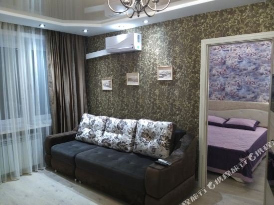 Иркутск: Apartment on Marata 17