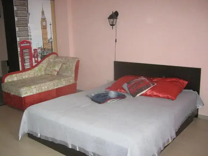 Иркутск: Apartments at Ulitsa Lyzina 34