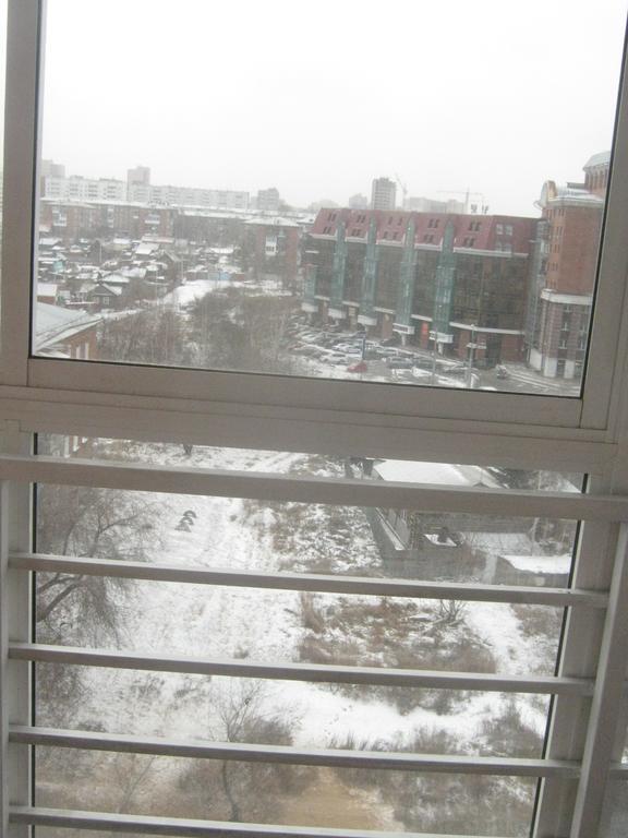 Иркутск: Apartments at Ulitsa Lyzina 34