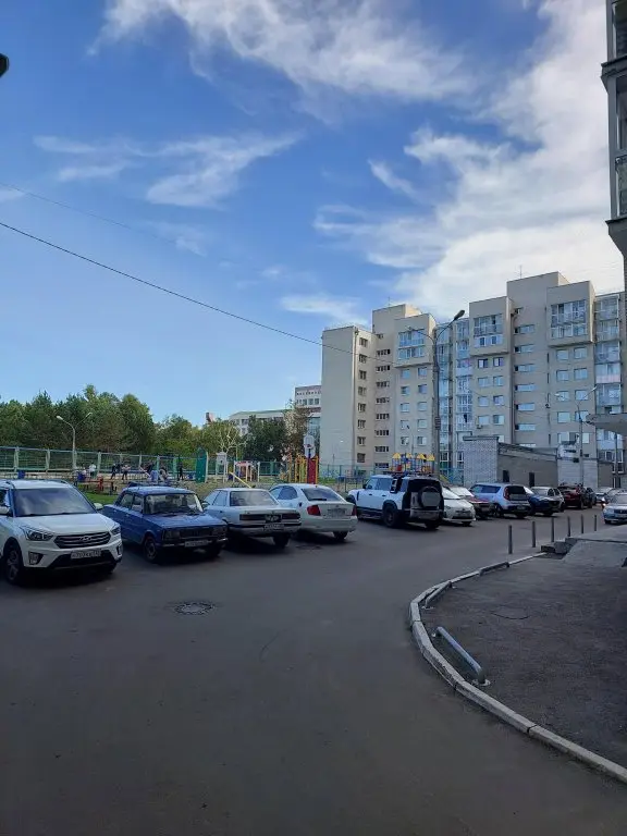 Иркутск: Меблированные комнаты Брусника