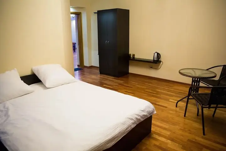 Иркутск: City Hotel
