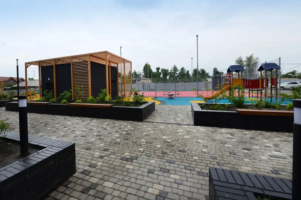 Иркутск: Меблированные комнаты City Park