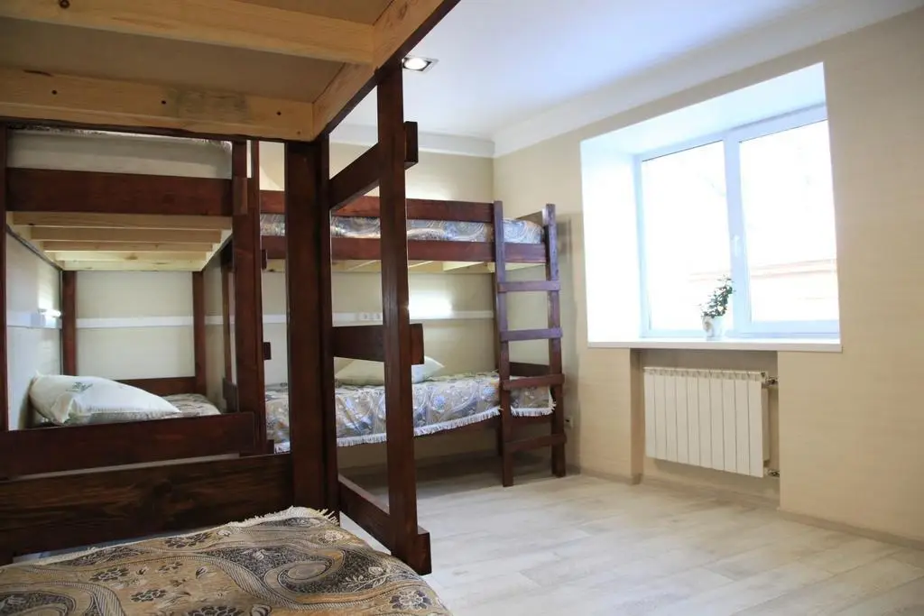 Иркутск: East-West Hostel
