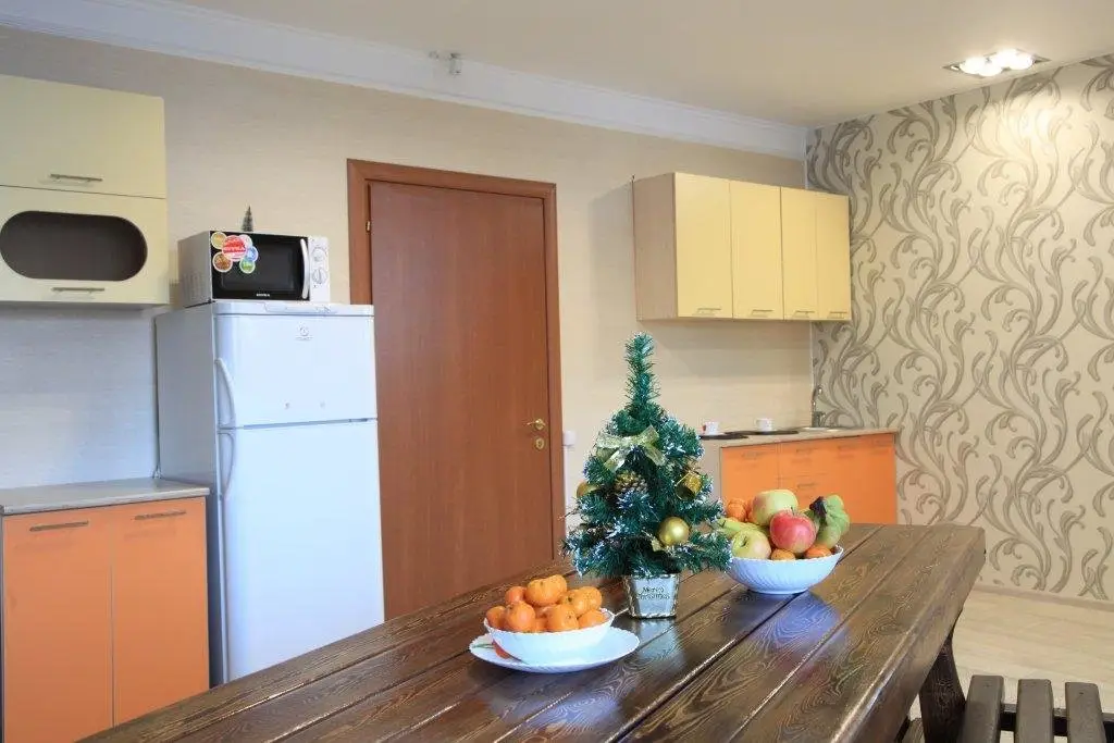 Иркутск: East-West Hostel