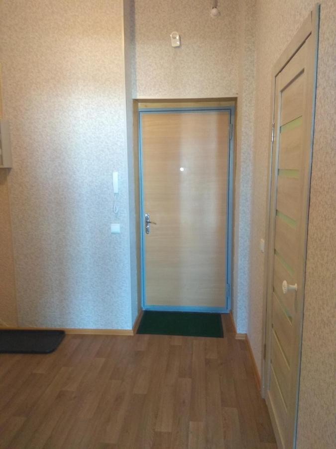 Уфа: Уфа, Бородинская 9 Бесконтактный заезд и выезд