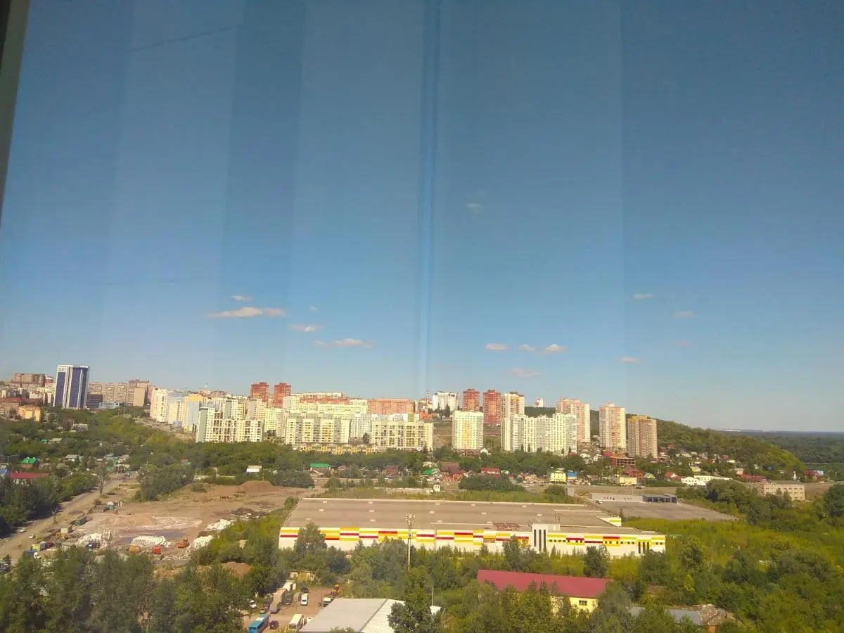 Уфа: Уфа, Бородинская 9 Бесконтактный заезд и выезд