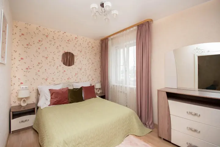 Иркутск: One-bedroom apartment on Verhnyaya Naberezhnaya 165/1 Apartment