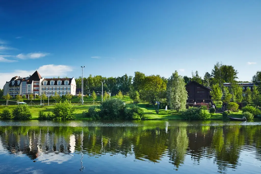 Отель Грумант Resort & SPA — фото 1