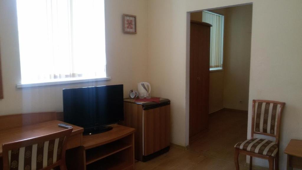 Хабаровск: Отель ДОС