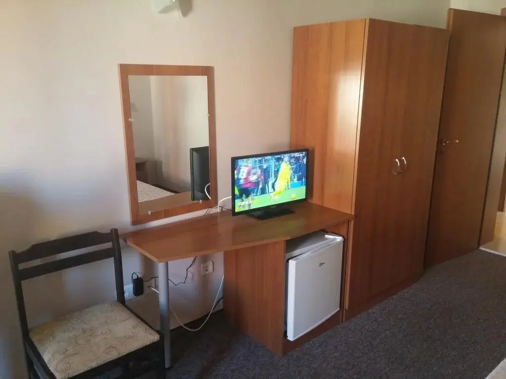Равда: Perun House