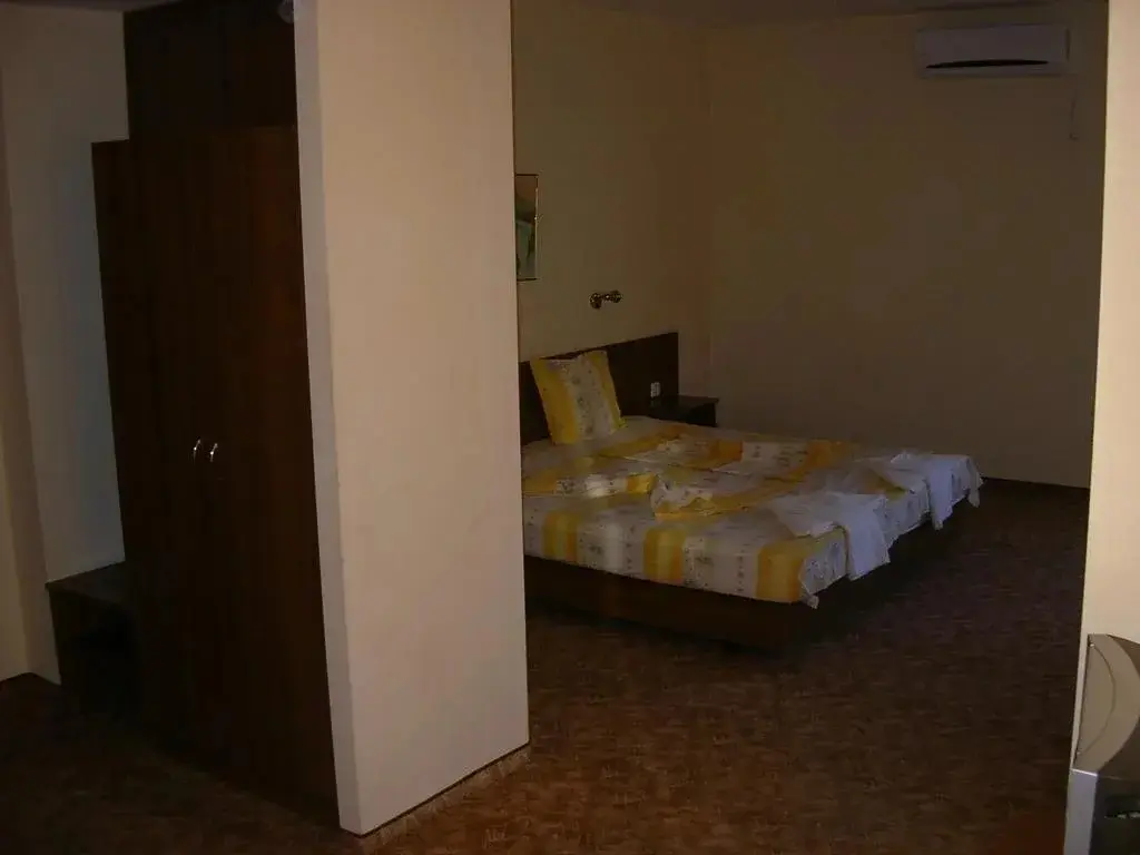 Равда: Perun House