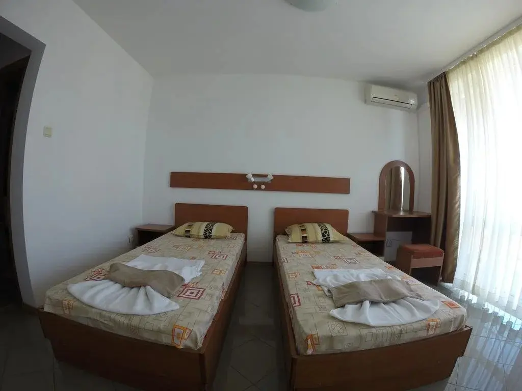Созополь: Hotel Filland