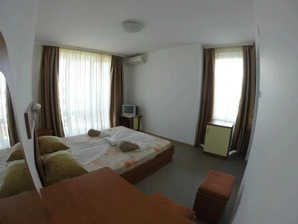 Созополь: Hotel Filland