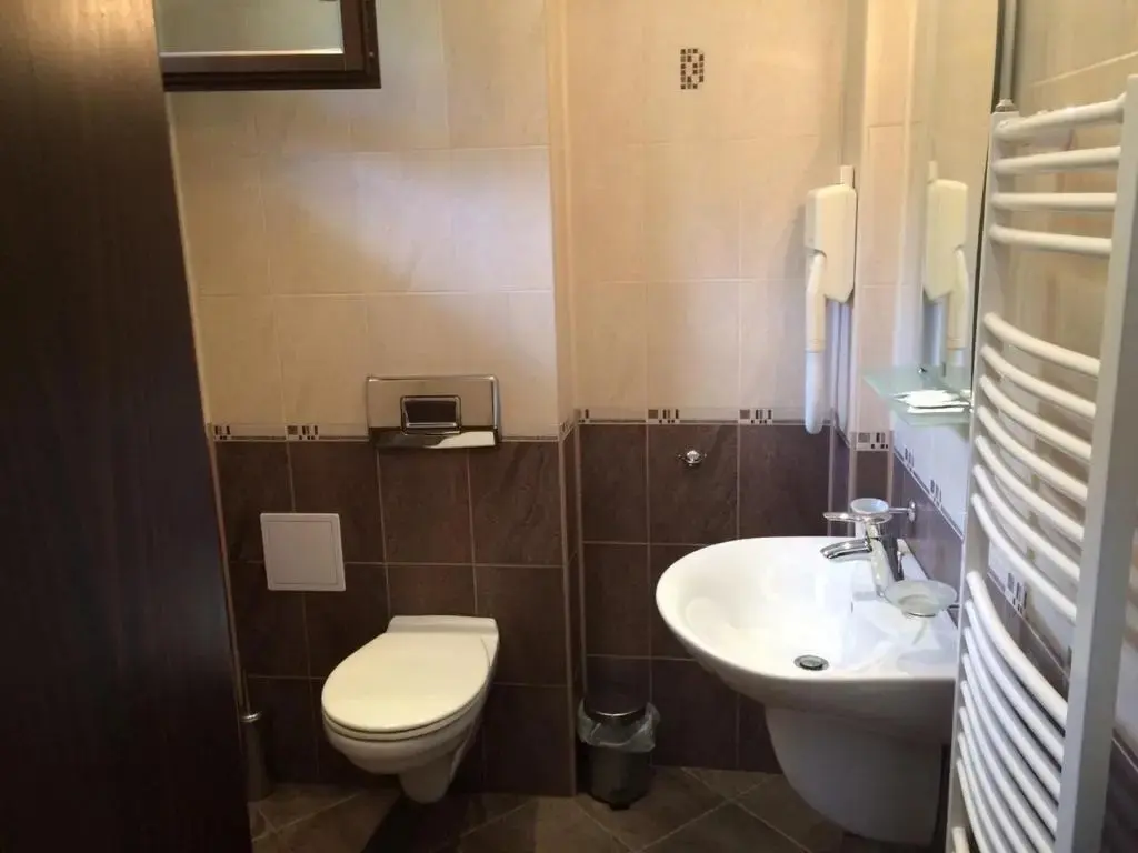 Троян: Guest house Elora
