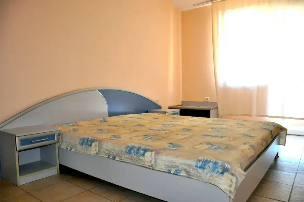 Солнечный берег: La Playa Apartments