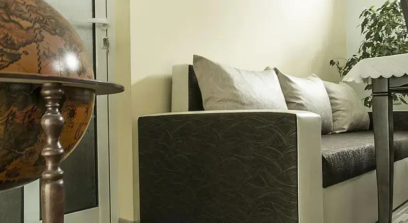 София: Guest House "Momchil"