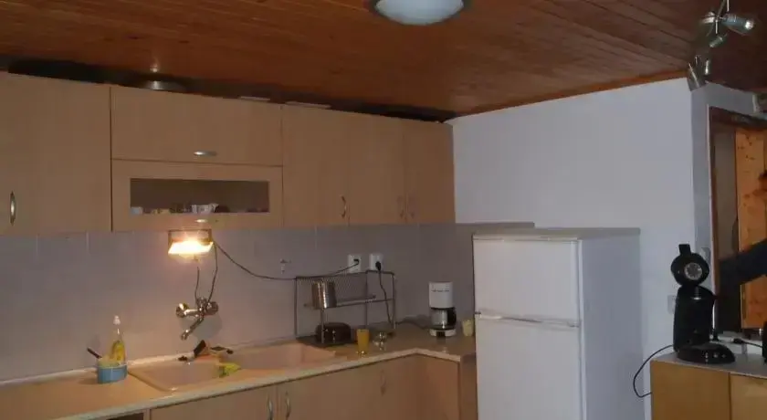Асеновград: Holiday home Ithaca