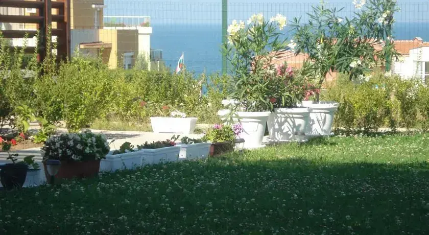 Созополь: Apartments in Sunny Hill 3 Complex