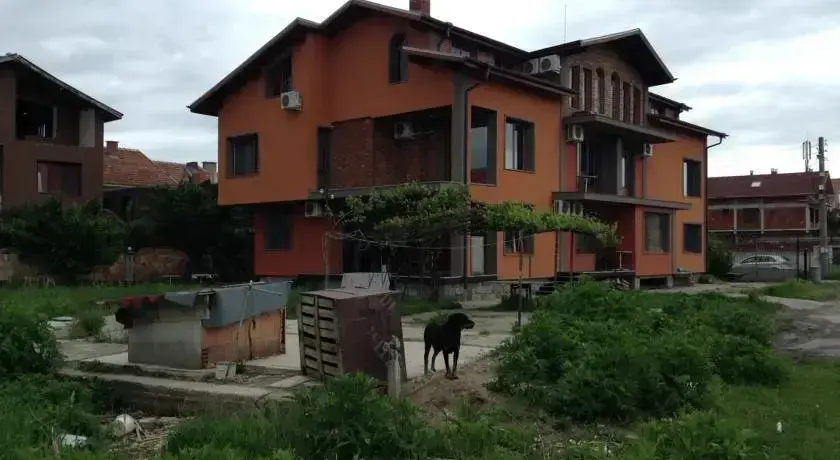 София: Berto Guest House
