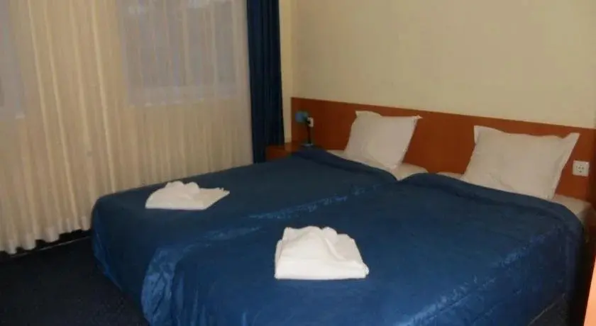 Севлиево: Family Hotel Helios