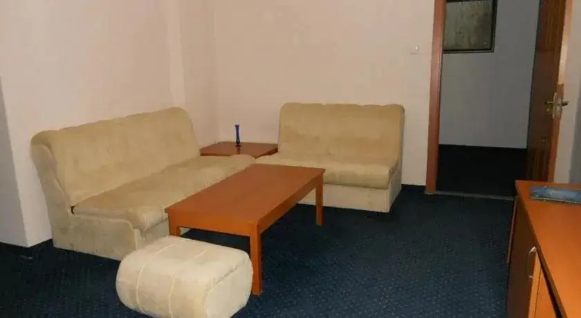 Севлиево: Family Hotel Helios