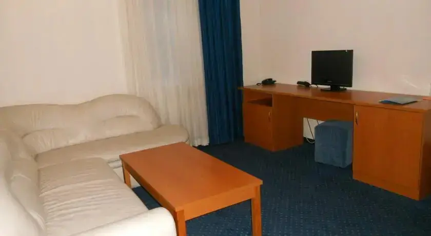 Севлиево: Family Hotel Helios