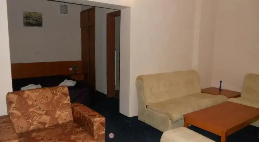 Севлиево: Family Hotel Helios