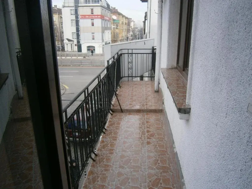 София: Ivory Tower Hostel