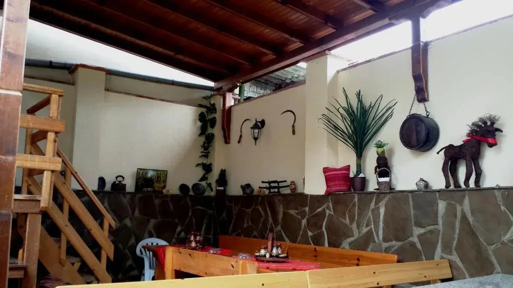 Равда: Guest House Markovi