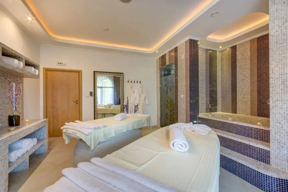 Несебр: Esteban Apartcomplex