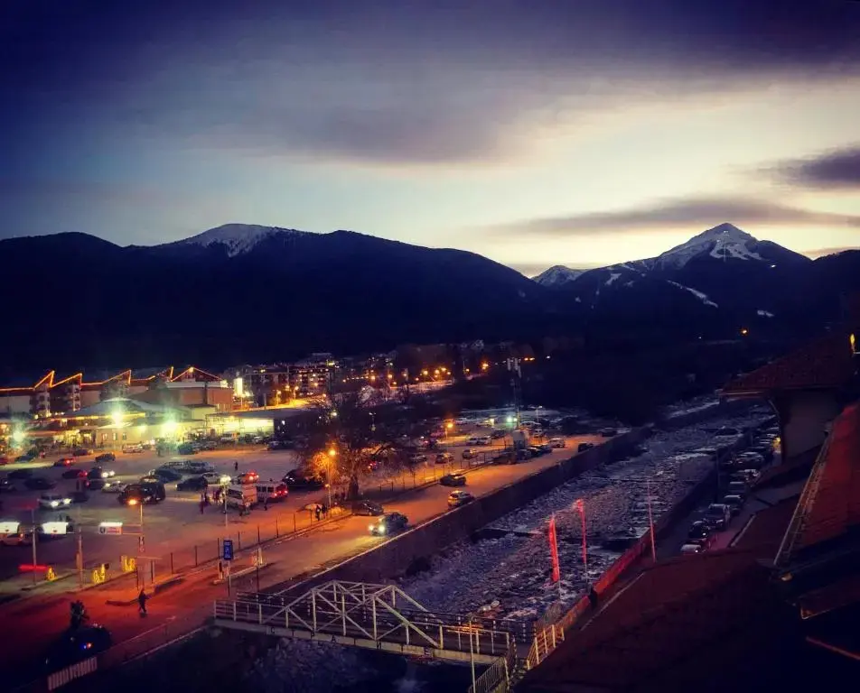 Банско: Bansko Royal Towers