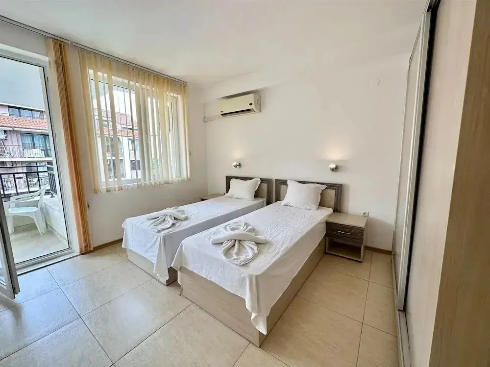 Солнечный берег: Menada Apartments in Sunny Beach Hills