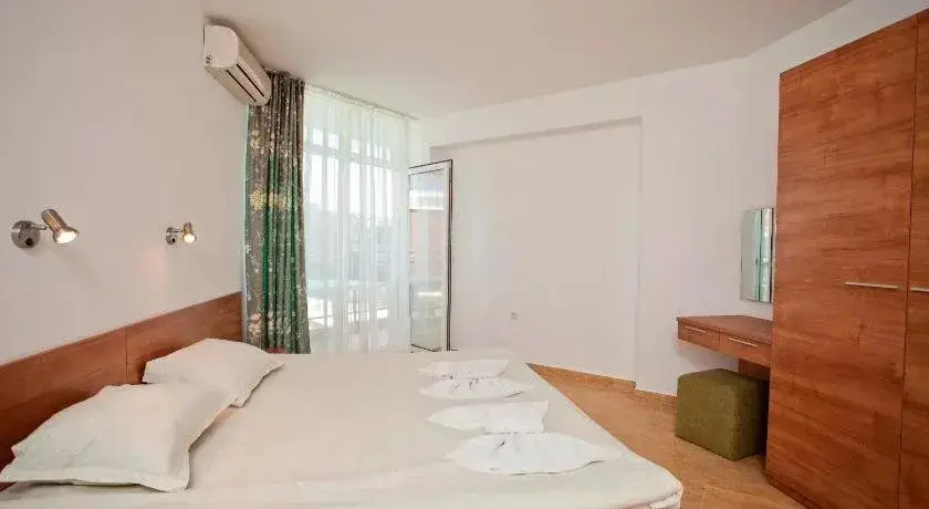 Солнечный берег: Sun Village Apart Complex