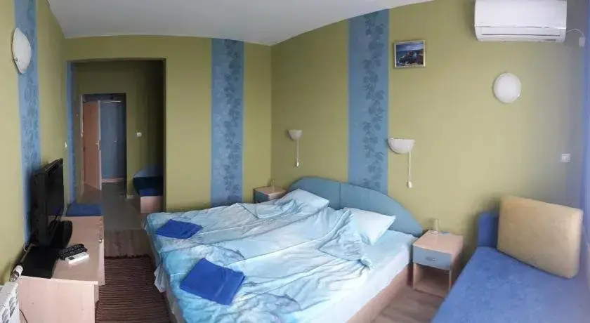 Тюленово: Dolphin Family Hotel
