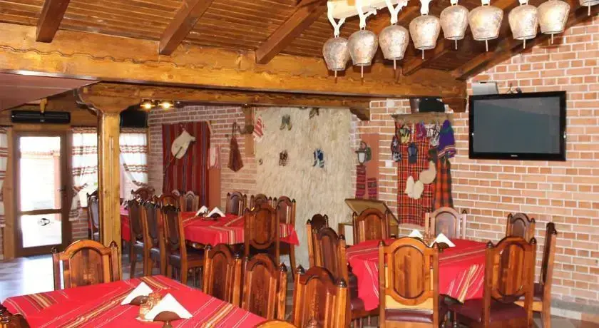 Асеновград: Family Hotel Rojen Rest