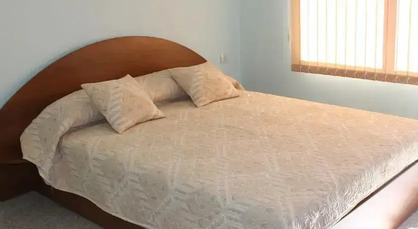 Асеновград: Family Hotel Rojen Rest