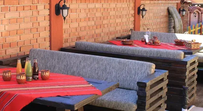 Асеновград: Family Hotel Rojen Rest