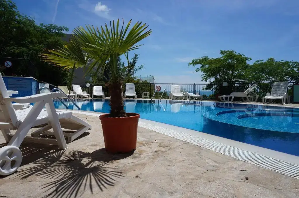 Каварна: Apartments in Villa Saint George