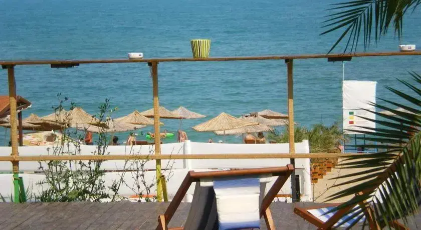 Варна: Beach House Cabacum
