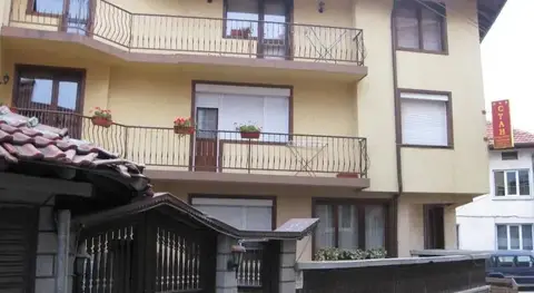 Pidovi Guest House — фото 1